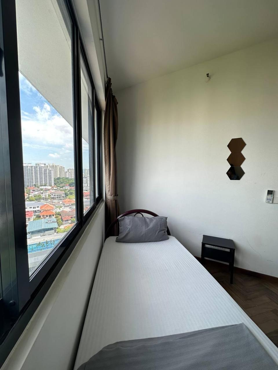 The Landmark Comfort Relax Spacious Sea View By Iz Tanjung Tokong Buitenkant foto