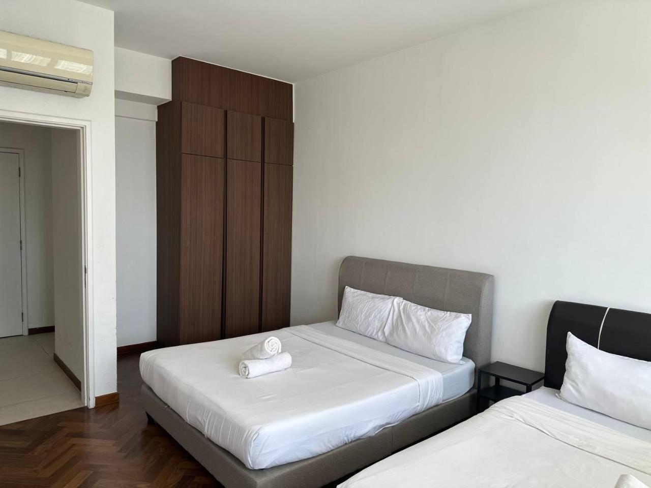 The Landmark Comfort Relax Spacious Sea View By Iz Tanjung Tokong Buitenkant foto