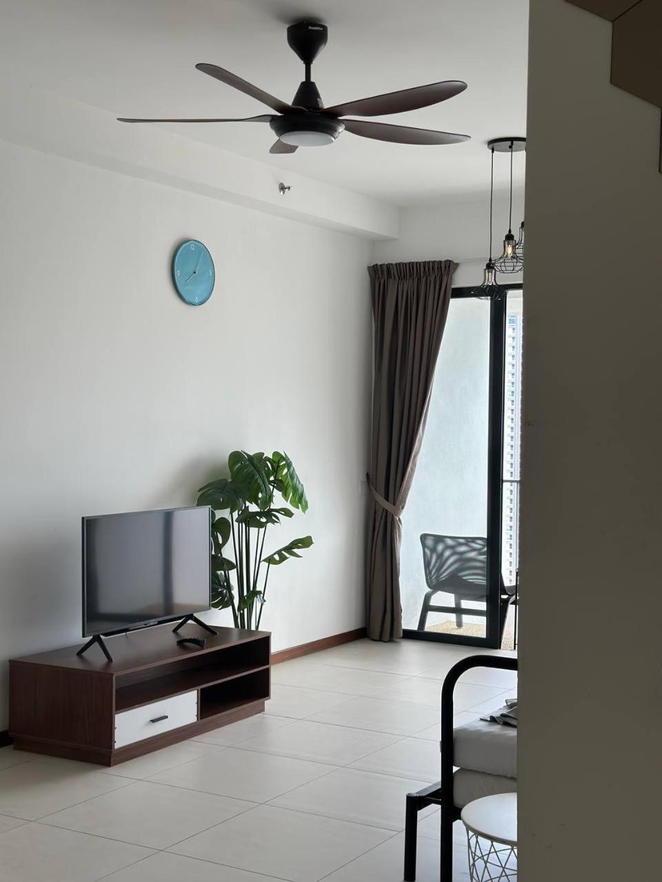 The Landmark Comfort Relax Spacious Sea View By Iz Tanjung Tokong Buitenkant foto