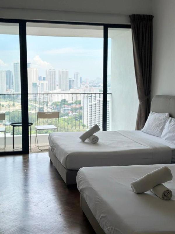 The Landmark Comfort Relax Spacious Sea View By Iz Tanjung Tokong Buitenkant foto